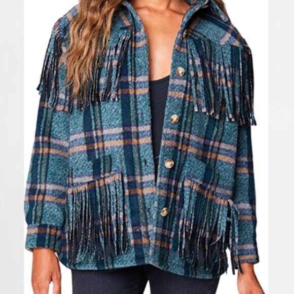 Green BLANKNYC Fringe Plaid Shacket • Medium Loose Fit • Fall Winter must have - Picture 3 of 16